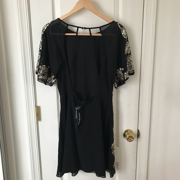 NWT Boohoo Sequin Skater Dress Size 14 - Picture 2 of 8